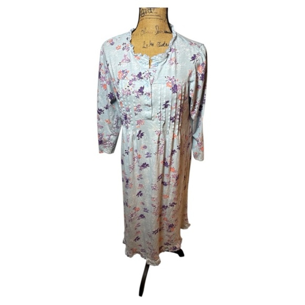 Anthony Richard’s Floral Print Nightgown MP